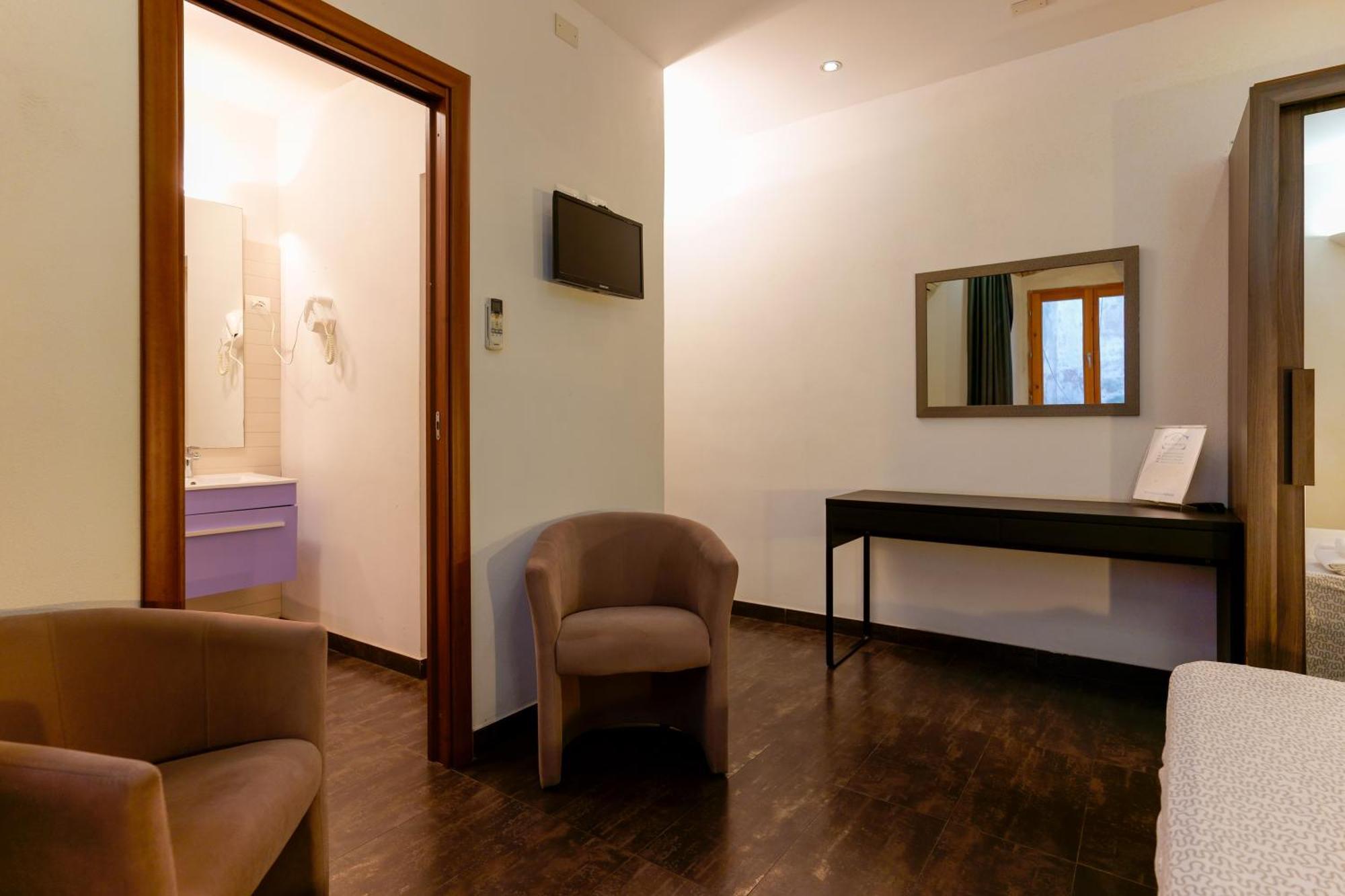 Hotel Il Palazz8 à Iglesias Extérieur photo